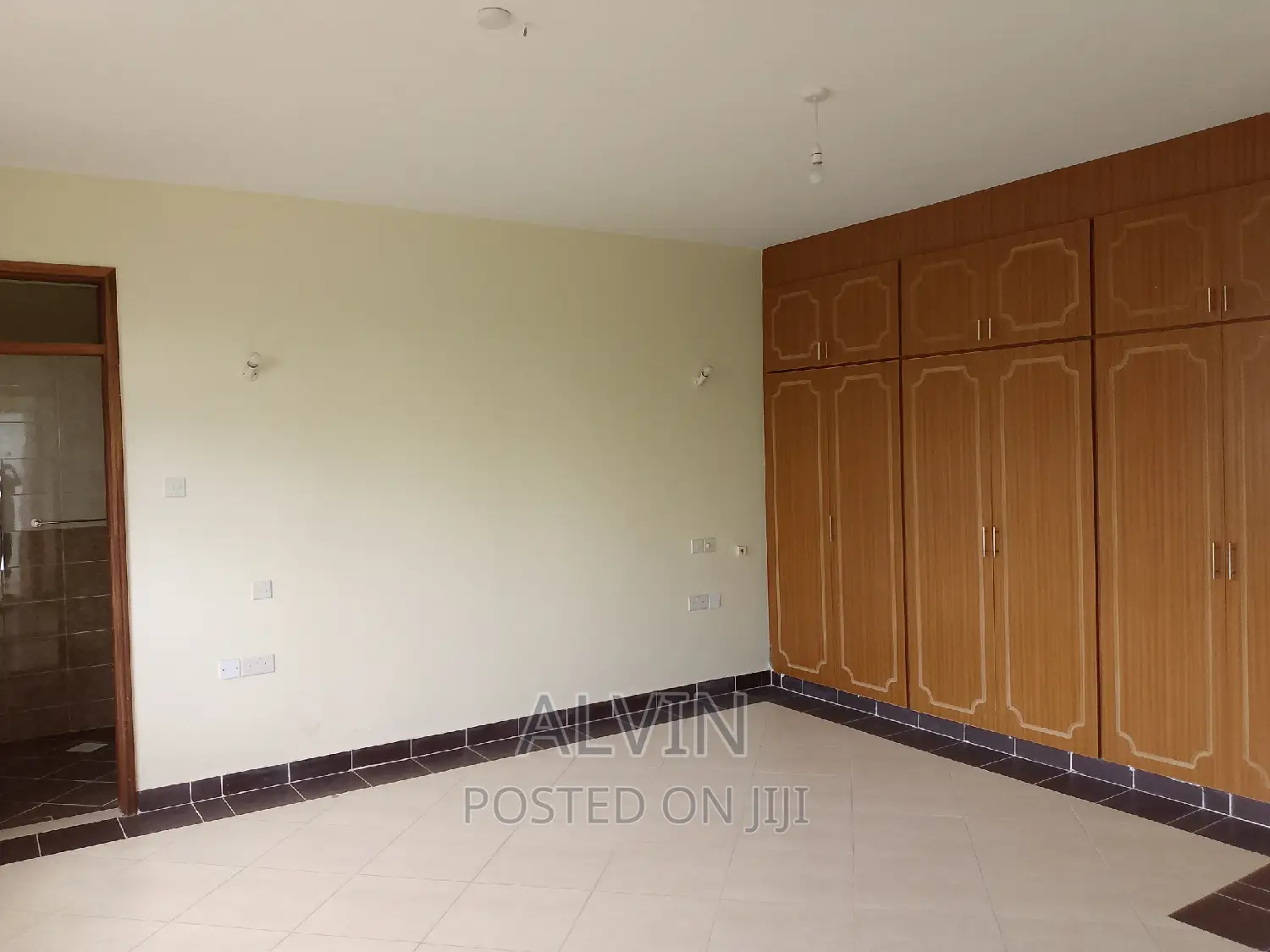 Modern 3-Bedroom Apartment in Kizingo - For Sale in Kizingo