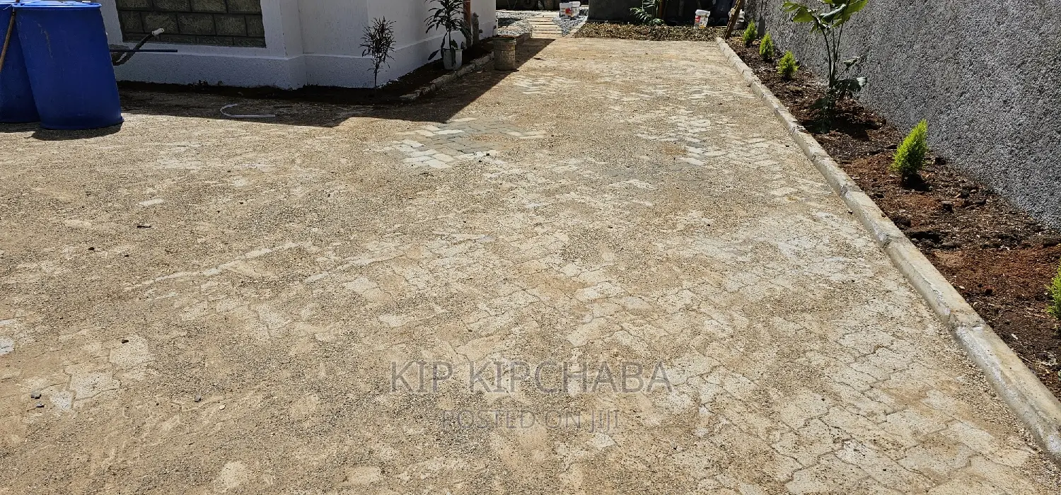 Racecours, Elgon View: Charming 3-Bedroom Bungalow - For Sale! in Elgon View