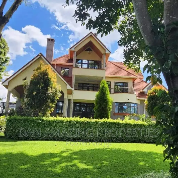 6bdrm Mansion in /On 1 Acre, Runda for sale in Runda