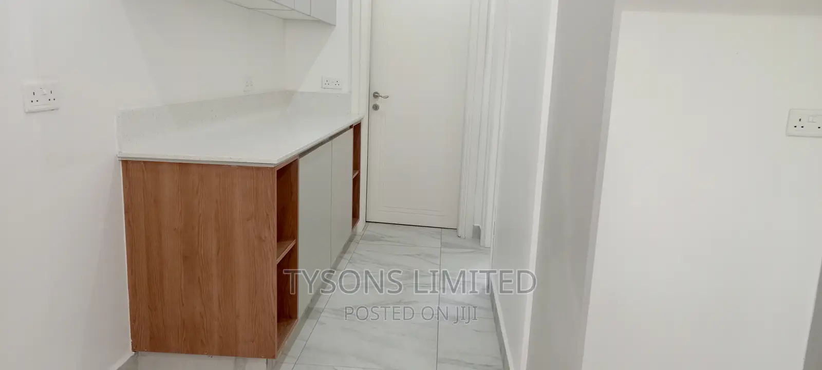 Townhouse with 3 Bedrooms and Terrace for Rent in Runda in Runda