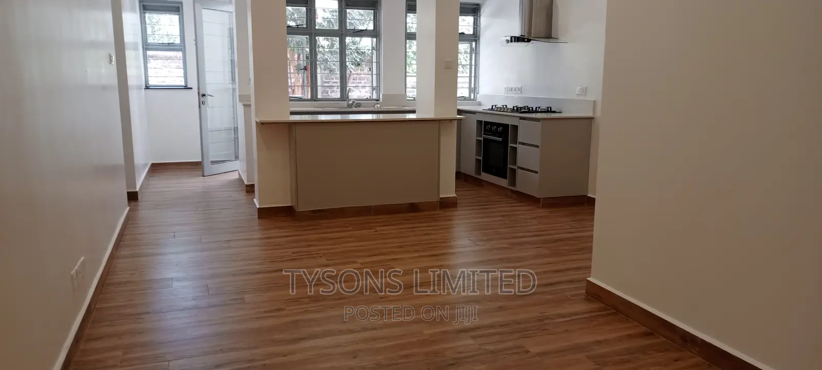 Townhouse with 3 Bedrooms and Terrace for Rent in Runda in Runda