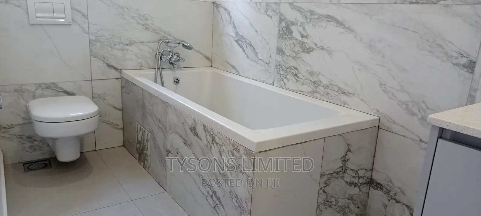 Townhouse with 3 Bedrooms and Terrace for Rent in Runda in Runda