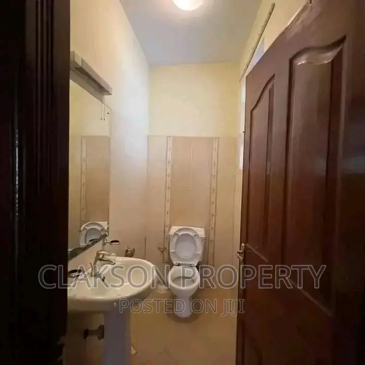 Townhouse for Rent: 5 Bedrooms in Lavington's Terrace in Lavington