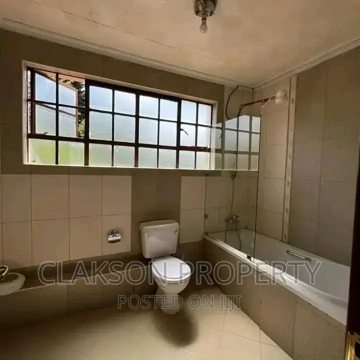 Townhouse for Rent: 5 Bedrooms in Lavington's Terrace in Lavington
