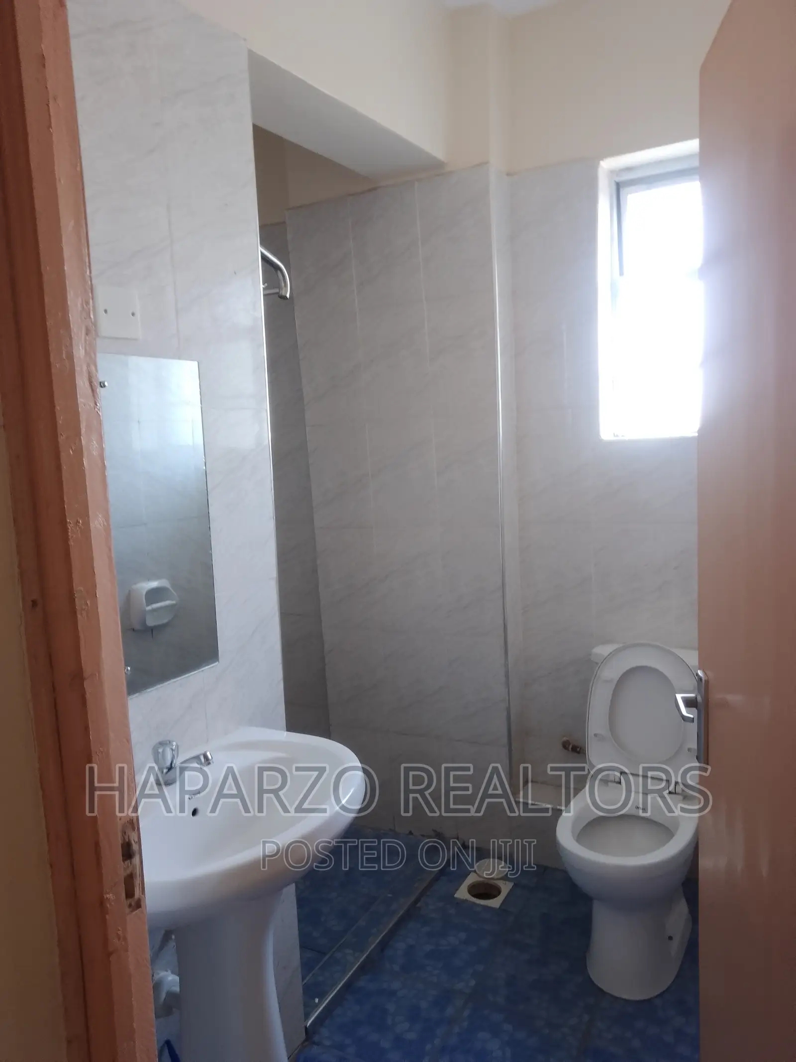 3bdrm Apartment in Karuguru Area for rent in Kamakis