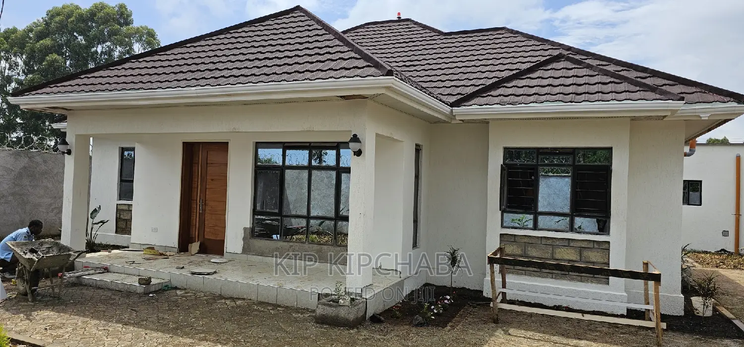 3bdrm Bungalow in Elgonview for sale in Elgon View