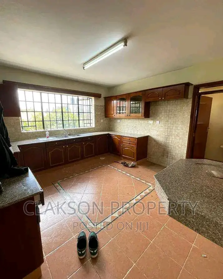 Elegant 3-Bedroom Apartment in Kilimani: Ideal for Your Dream Home in Kilimani