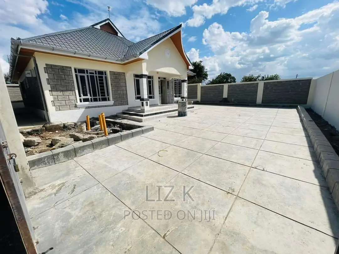 Bargain 3-Bedroom Bungalow in Mugutha, Ruiru - For Sale Today in Ruiru