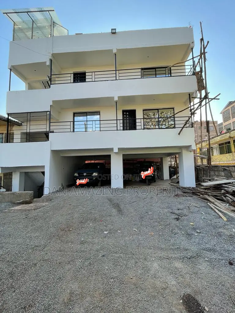 Spacious 6-Bedroom Home with 2 Shops for Sale on Wamakima Rd, Kinoo in Kinoo