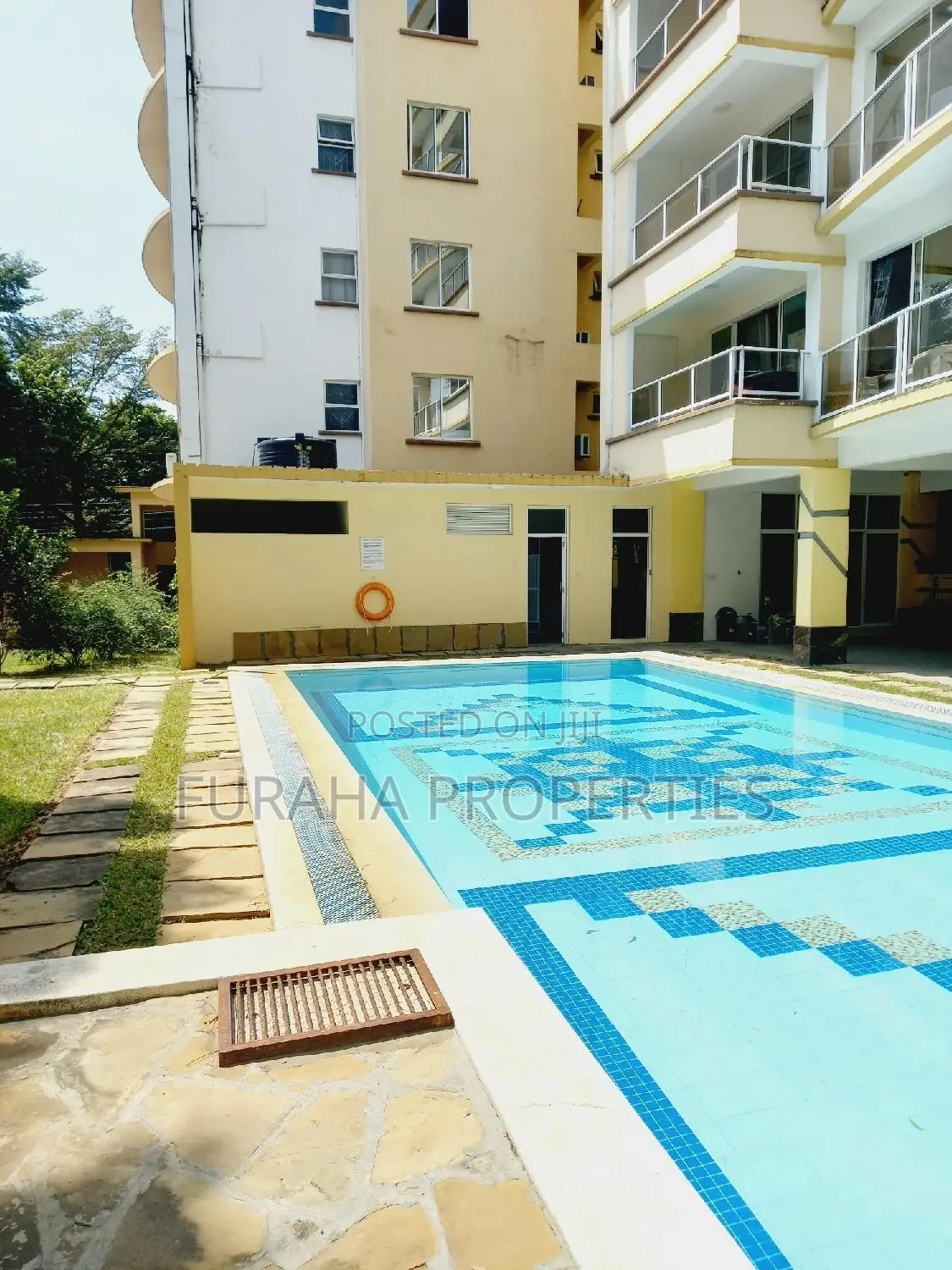 Spacious 3-Bedroom Apartment in Tudor - For Sale in Tudor