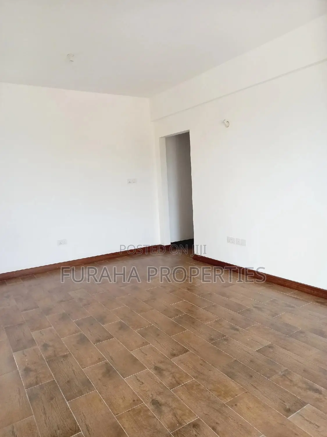 Spacious 3-Bedroom Apartment in Tudor - For Sale in Tudor