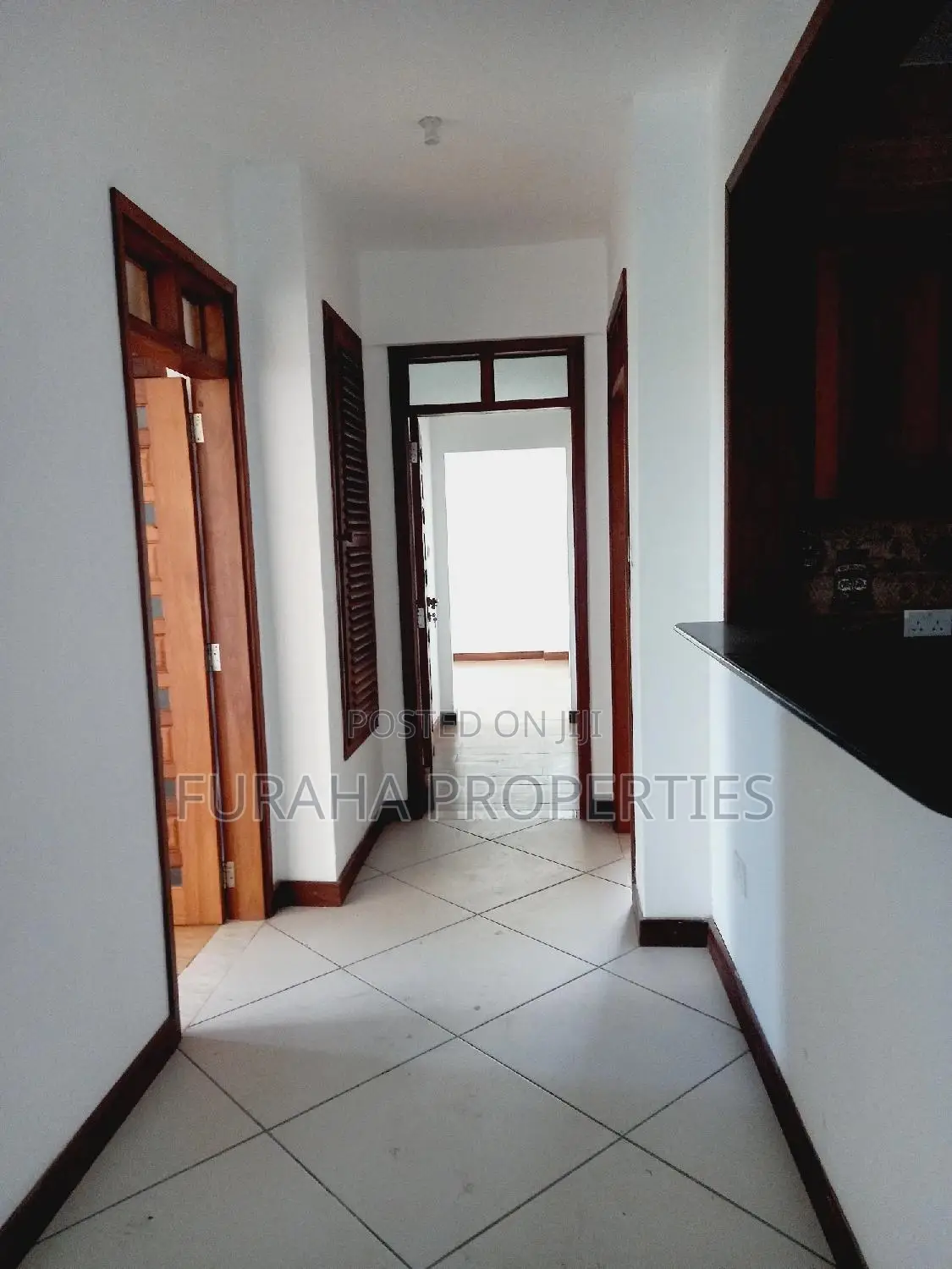 Spacious 3-Bedroom Apartment in Tudor - For Sale in Tudor