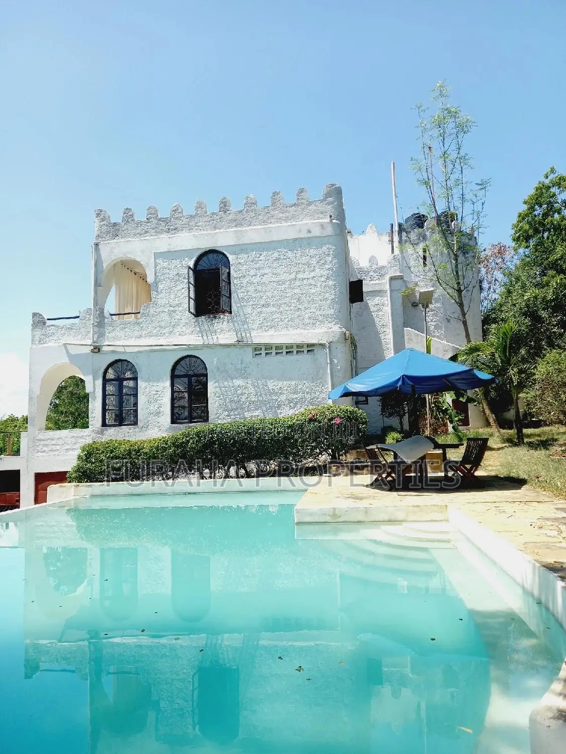For Sale 8 Acres Creek and 4 BRMS Villa. in Mtwapa