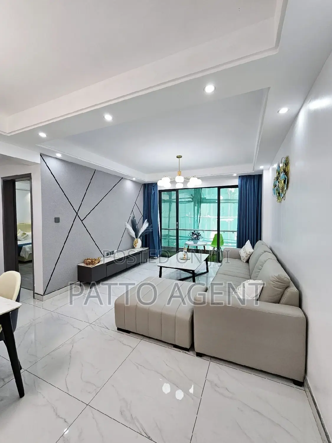 Yaya Centre, Kilimani: 2-Bedroom Apartment Up for Grabs - For Sale in Kilimani