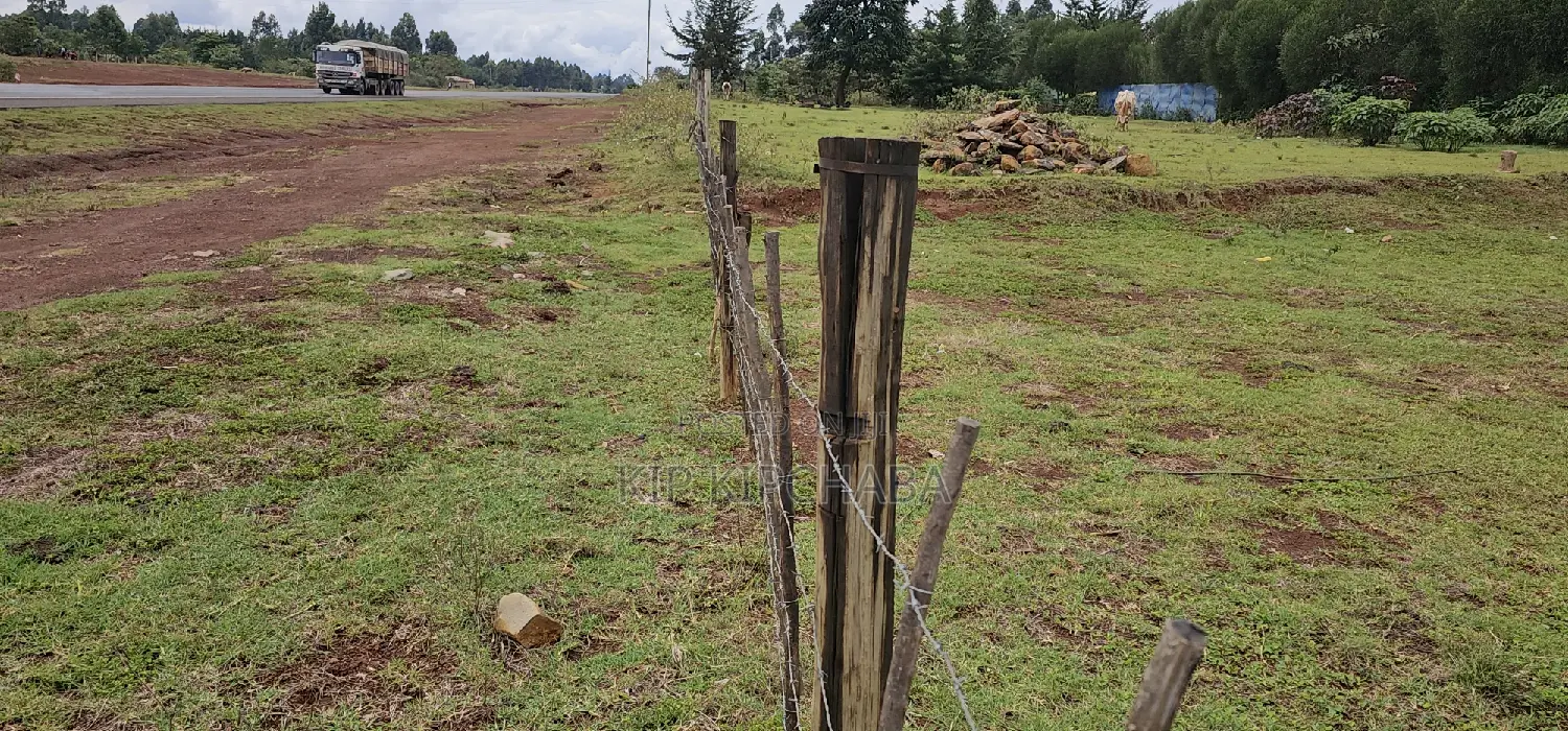 Quarter Plot Along Highway Kapseret-Lemok, Eldoret - Commracial in Elgon View
