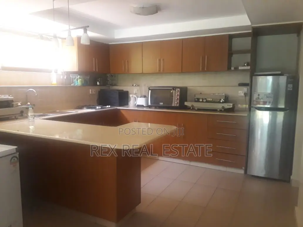 5-bedroom Mansion in Exclusive Lavington, Muthangari - For Sale in Muthangari