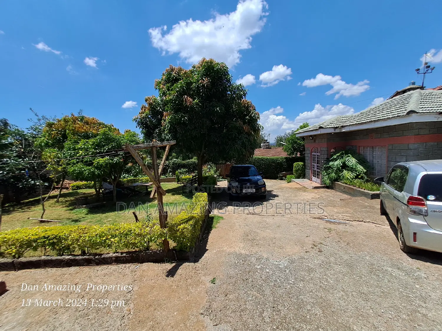 5-Bedroom Bangalow on 1/4 Acre Land for Sale in Ngong - Commercial Opportunity in Ngong