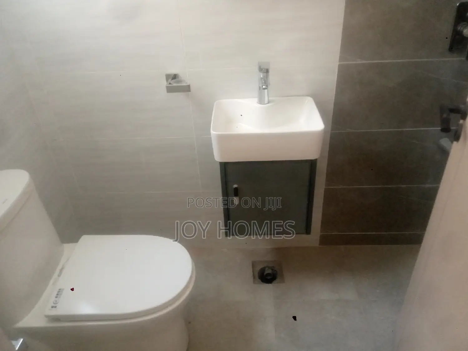 Spacious 4-Bedroom Apartment for Rent in South C - Ideal for a Large Family! in South C