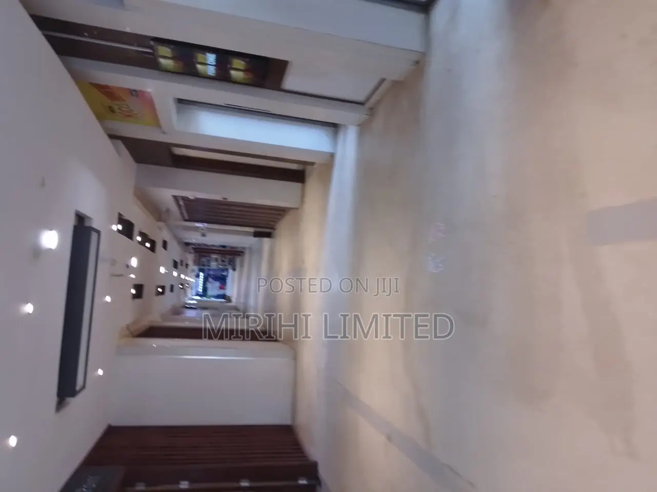 Ground-Floor Commercial Properties to Rent in Parklands/Highridge