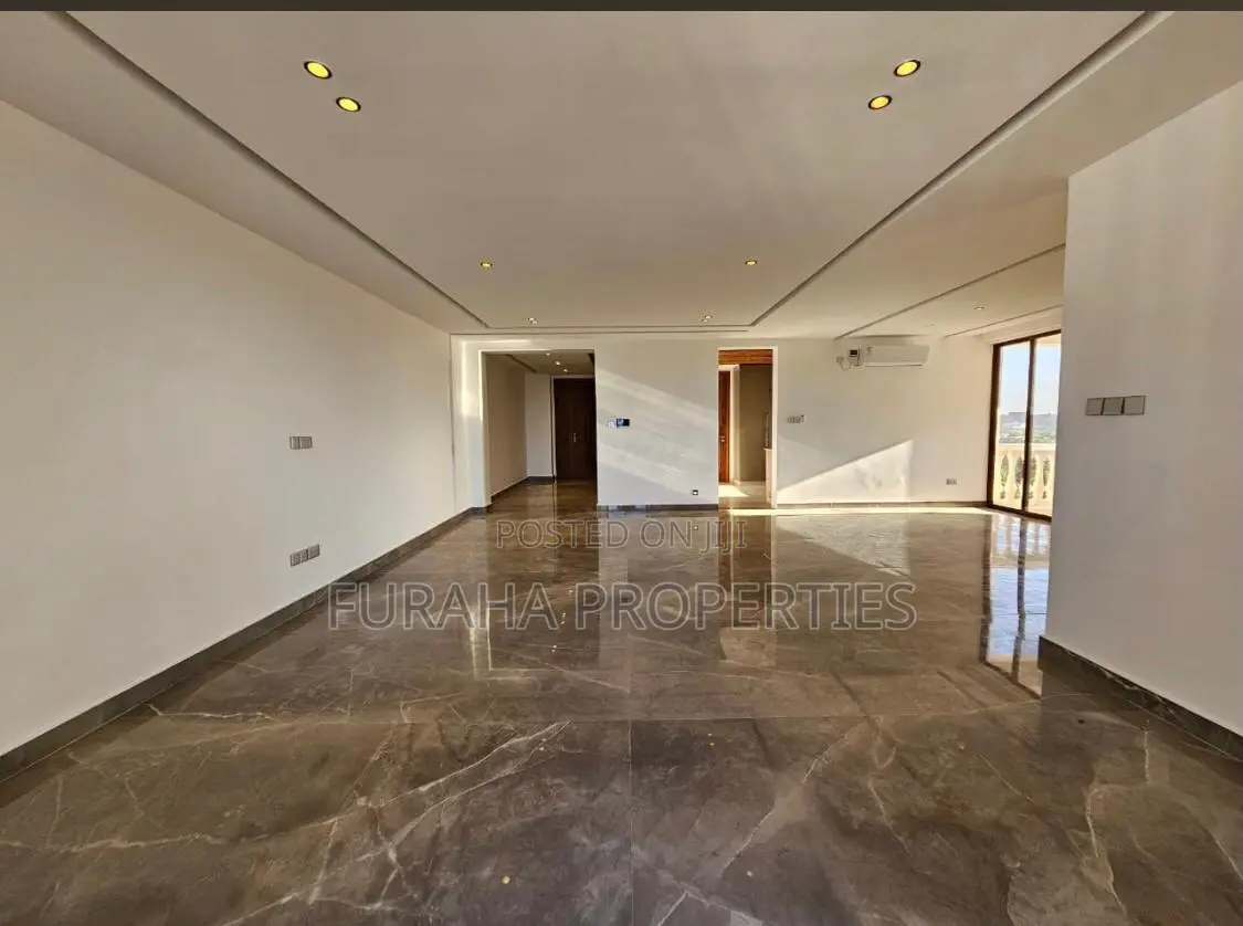 Stylish 3-Bedroom Apartment in the Heart of Nyali - For Sale in Nyali