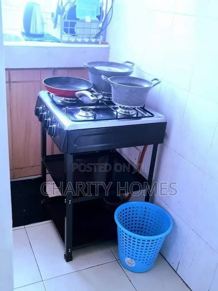 . Airbnb South B Vacation Rent in South B
