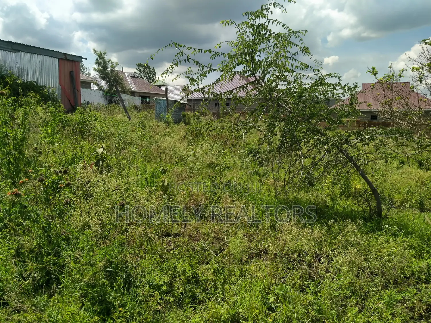 8 Acre Plot in Kahuho, Kiserian: Prime Location in Gated Estate in Kiserian