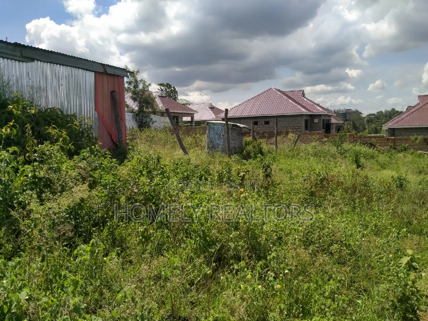 8 Acre Plot in Kahuho, Kiserian: Prime Location in Gated Estate in Kiserian