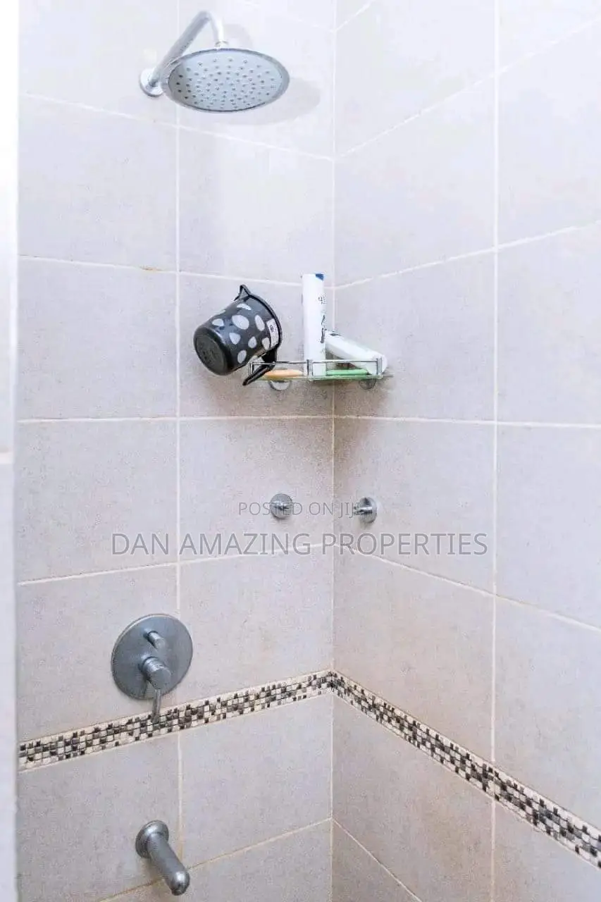Spectacular 6-Bedroom Villa in Prestigious Plus Dsq, Lavington - For Sale Today! in Lavington