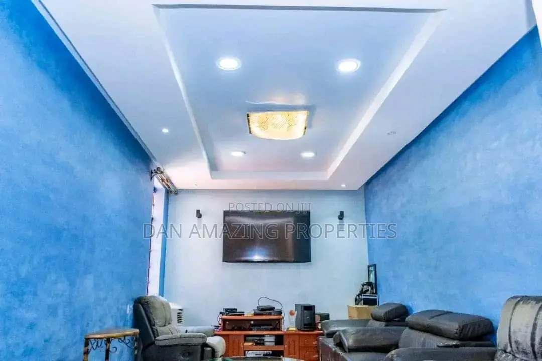 Spectacular 6-Bedroom Villa in Prestigious Plus Dsq, Lavington - For Sale Today! in Lavington