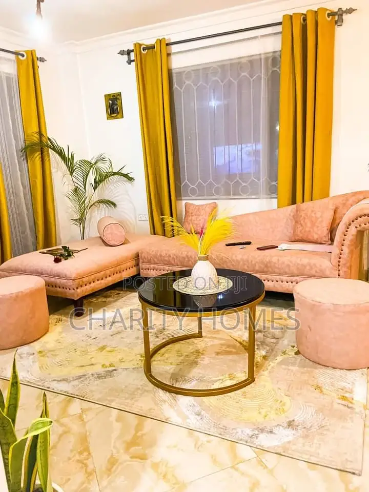 Cozy One-Bedroom Stay in South B's Papino Apartment in South B