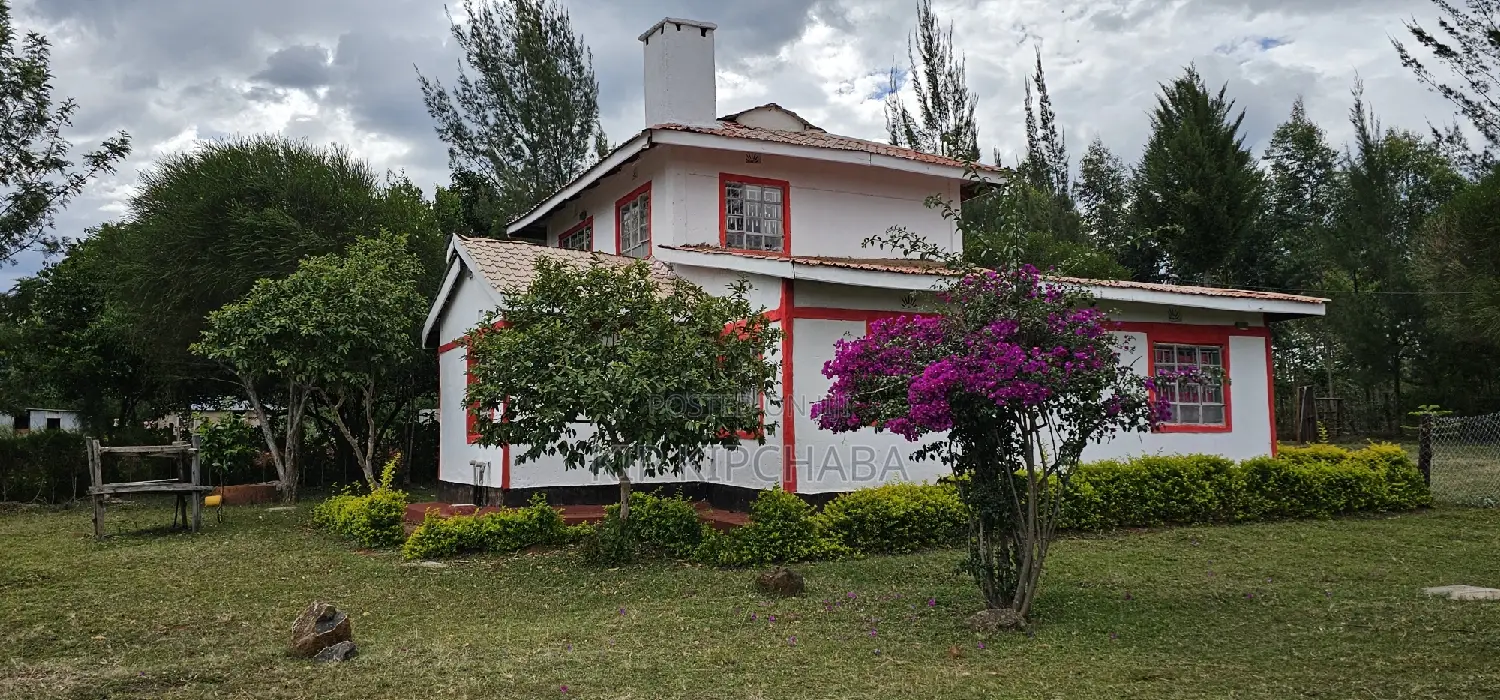 Farm House in Ndalat: 3 Bedrooms of Comfort - For Sale! in Ndalat