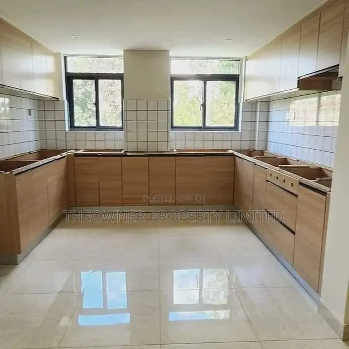 3bdrm Apartment in Loften, Ruaka for sale in Ruaka