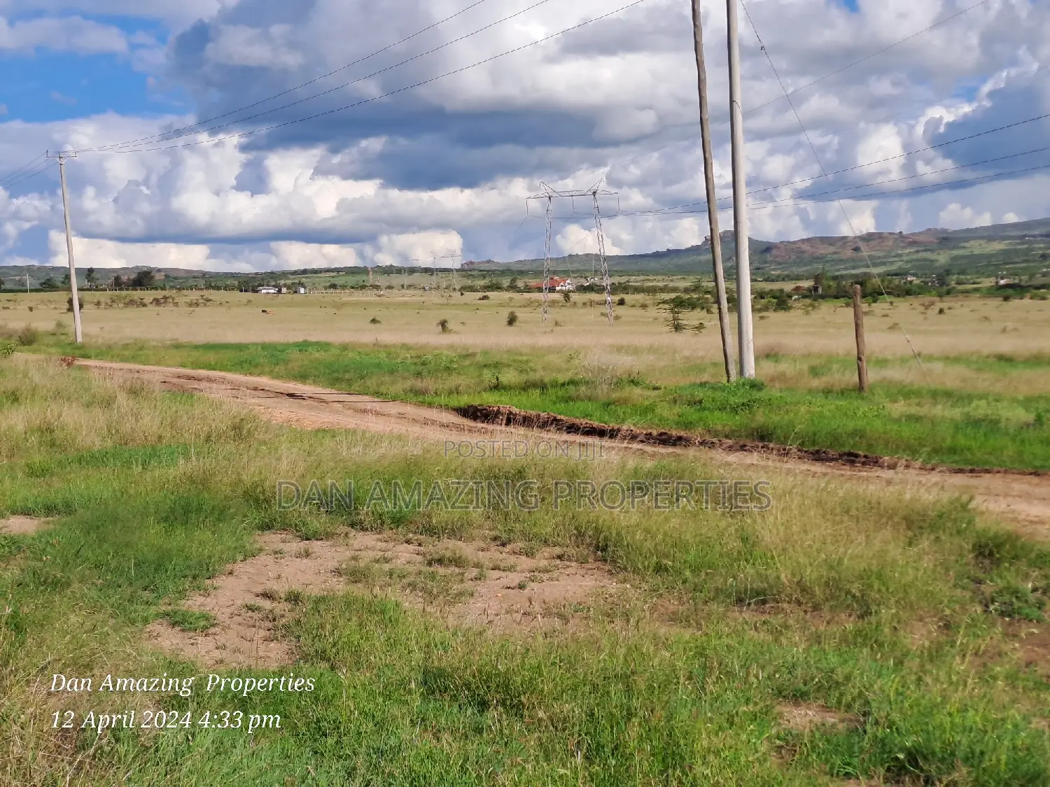 Spacious 50x100 Plot for Sale in Mutonguni Kinanie - Ideal Investment Opportunity! in Kinanie
