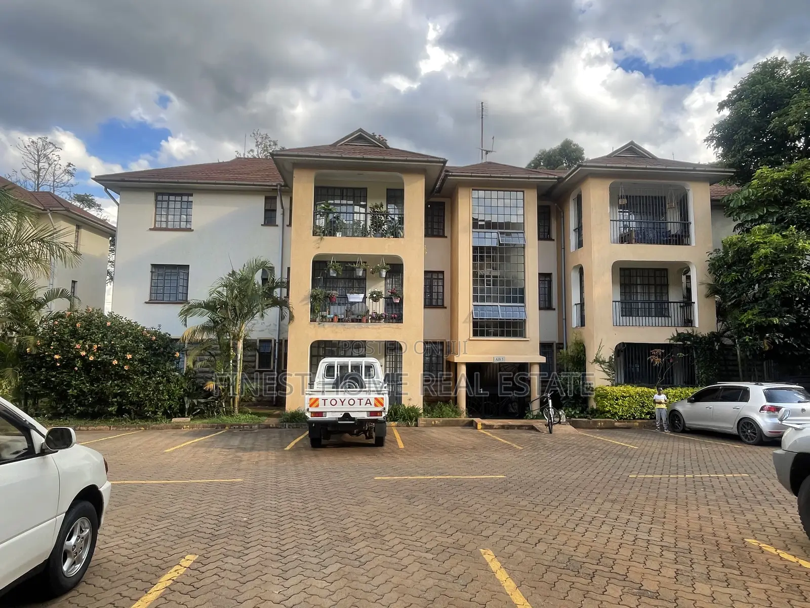 Loresho Ridge: Premium 3-Bedroom Apartment Available for Sale in Loresho