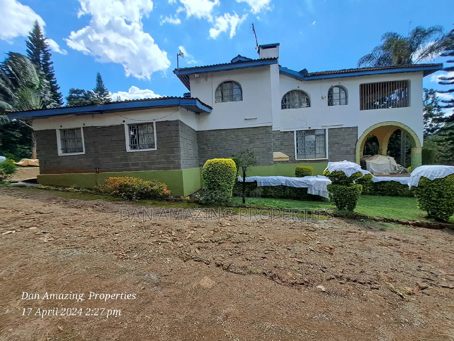 Luxury 5Bed Mansion on 4 Acres in Kangoya, Kiambu - For Sale in Kiambu CBD