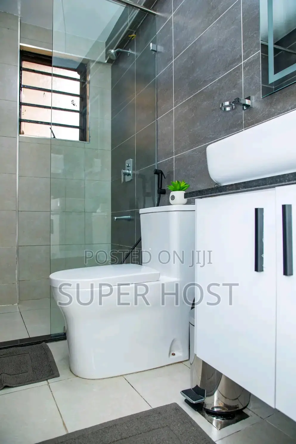 South B Sanasana 1-Bedroom Airbnb - Perfect Retreat in South B