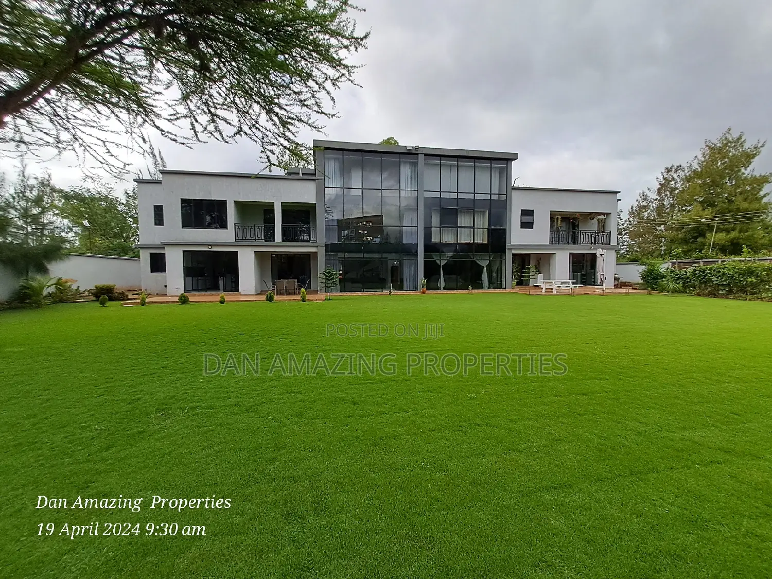 Magnificent 11-Bedroom Maisonette in Karen - All En-Suites - A Must-See in Karen