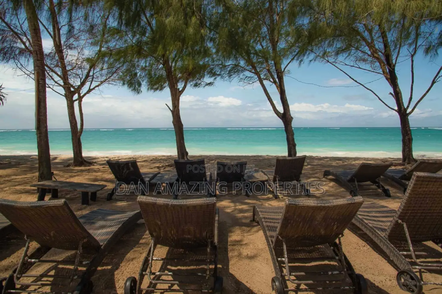 Beachfront Villa for Sale in Mombasa, Diani, Kenya in Ukunda
