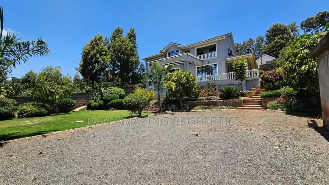 Spacious 5-Bedroom Maisonette on 1/4 Acre in Kerarapon for Sale in Kerarapon