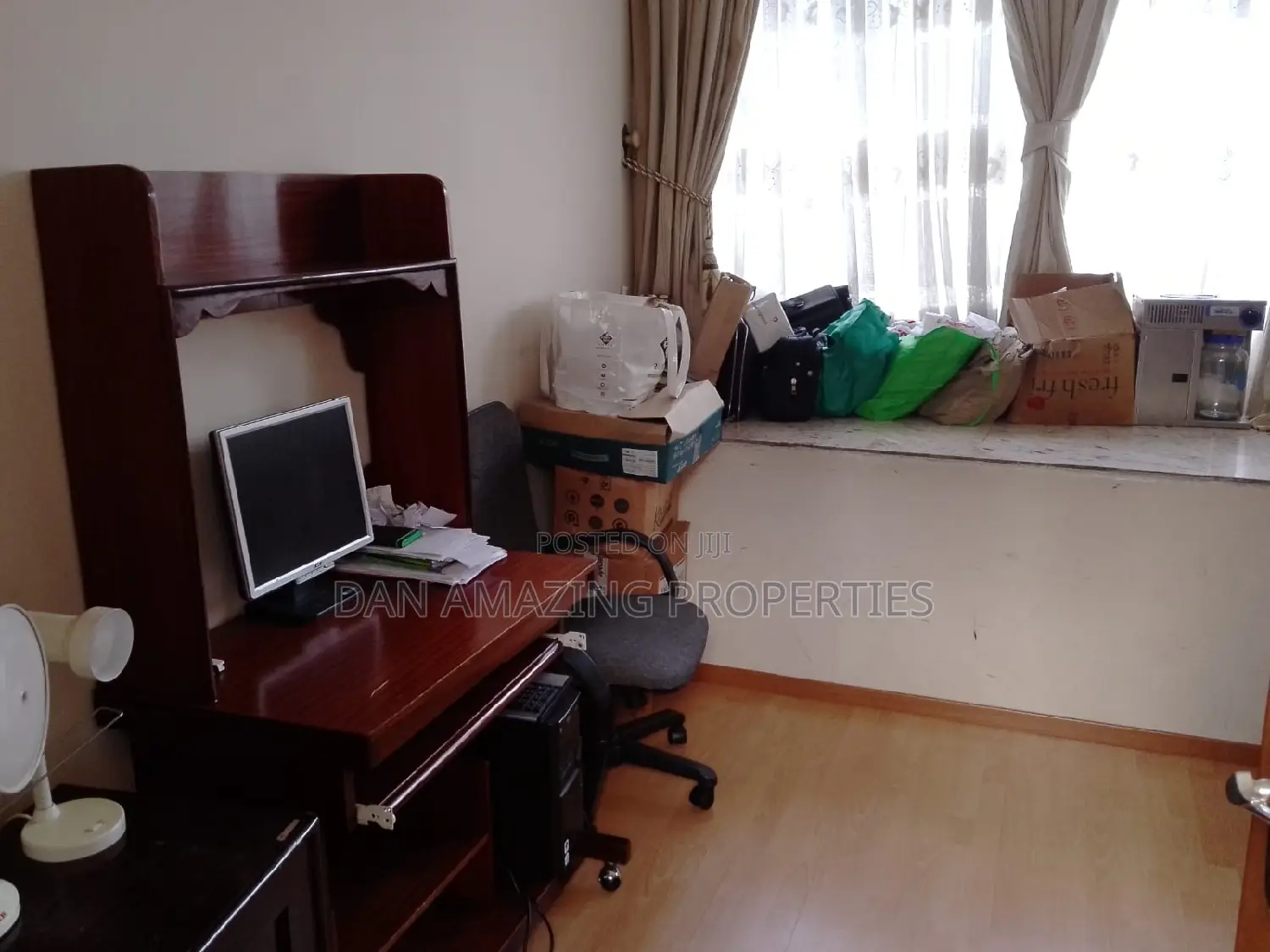 Spacious 6-bedroom Maisonette in Nairobi's Nyari neighborhood for Sale in Nyari