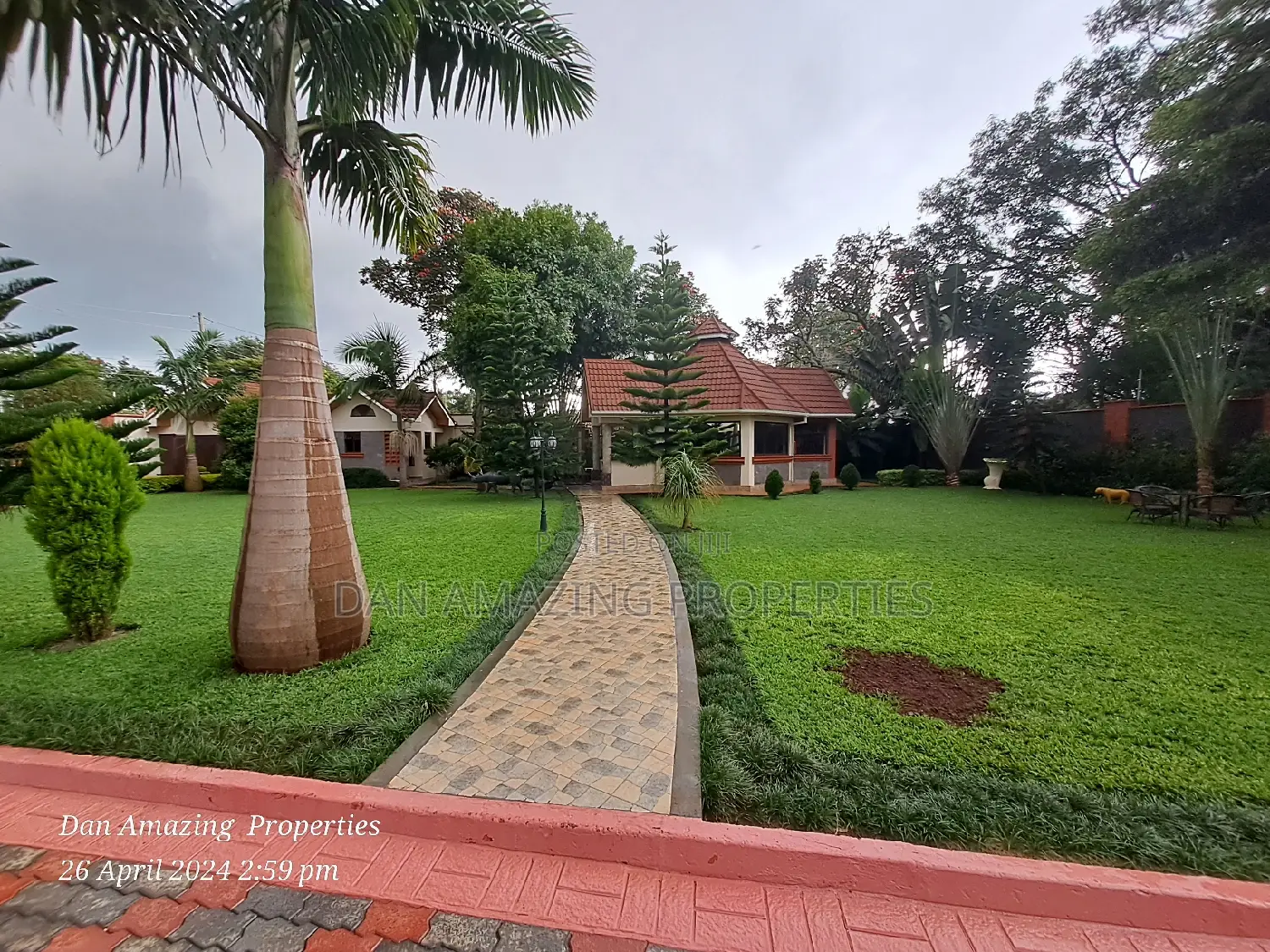 6bdrm Mansion in /On 1 Acre, Runda for sale in Runda