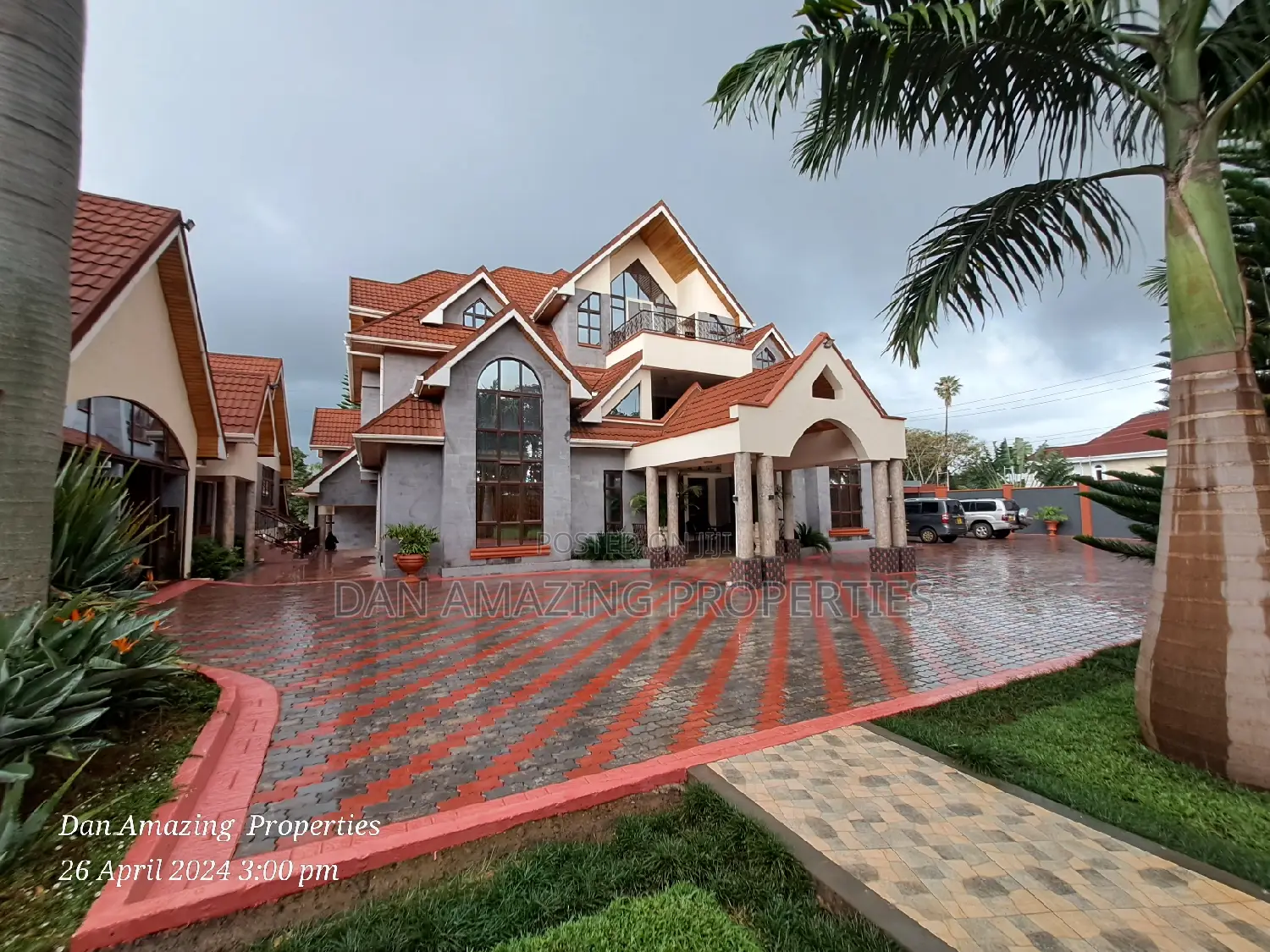 6bdrm Mansion in /On 1 Acre, Runda for sale in Runda