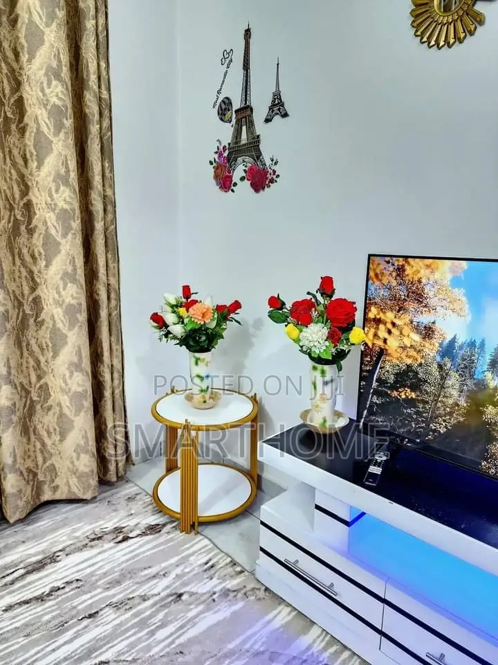 South B Accommodation: Spacious & Stylish Airbnb in South B