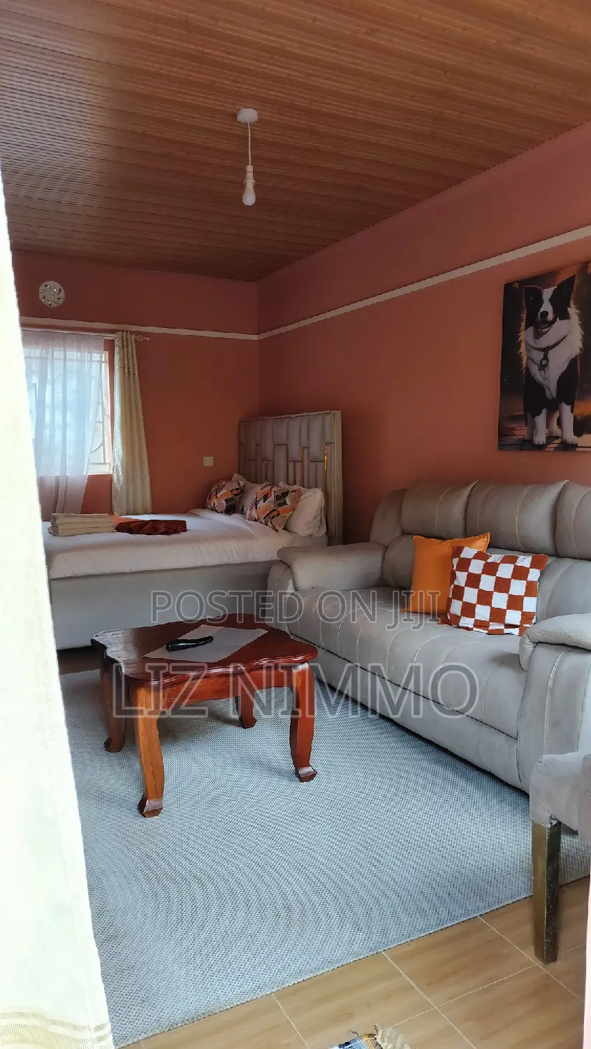 Elegant Naivasha Airbnb - Discover Your Hideaway in Biashara