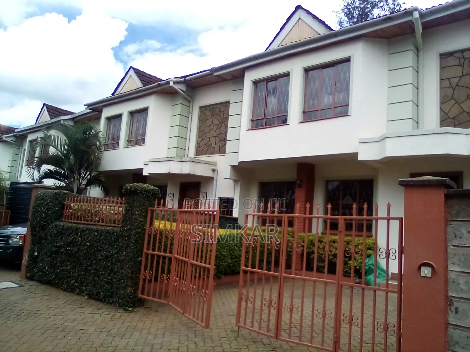 Townhouse/Terrace with 4 Bedrooms in Muthangari - For Sale Now in Muthangari