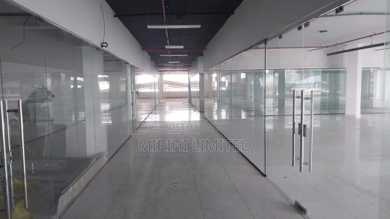 Premium Office Spaces for Lease: Boost Your Business Productivity! in Parklands/Highridge