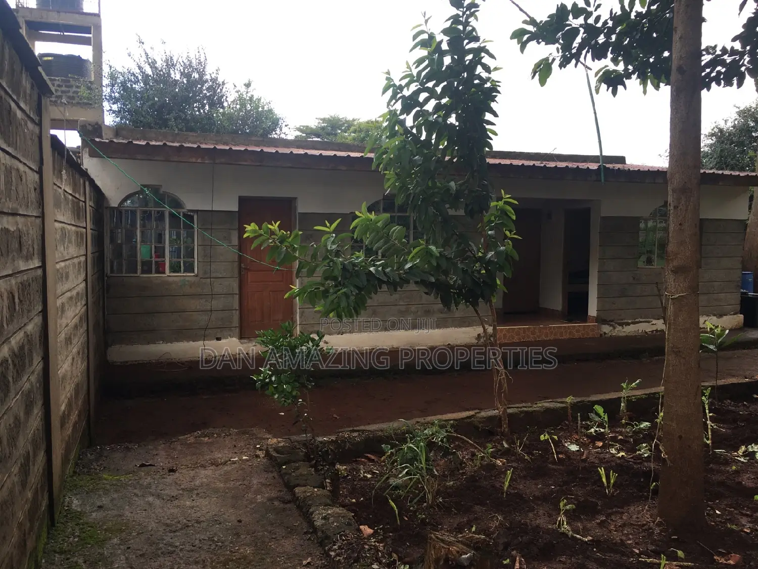 Spacious 7-bedroom Maisonette in Parkside, Muthaiga North for Sale - 1/2 Acre Land in Muthaiga North