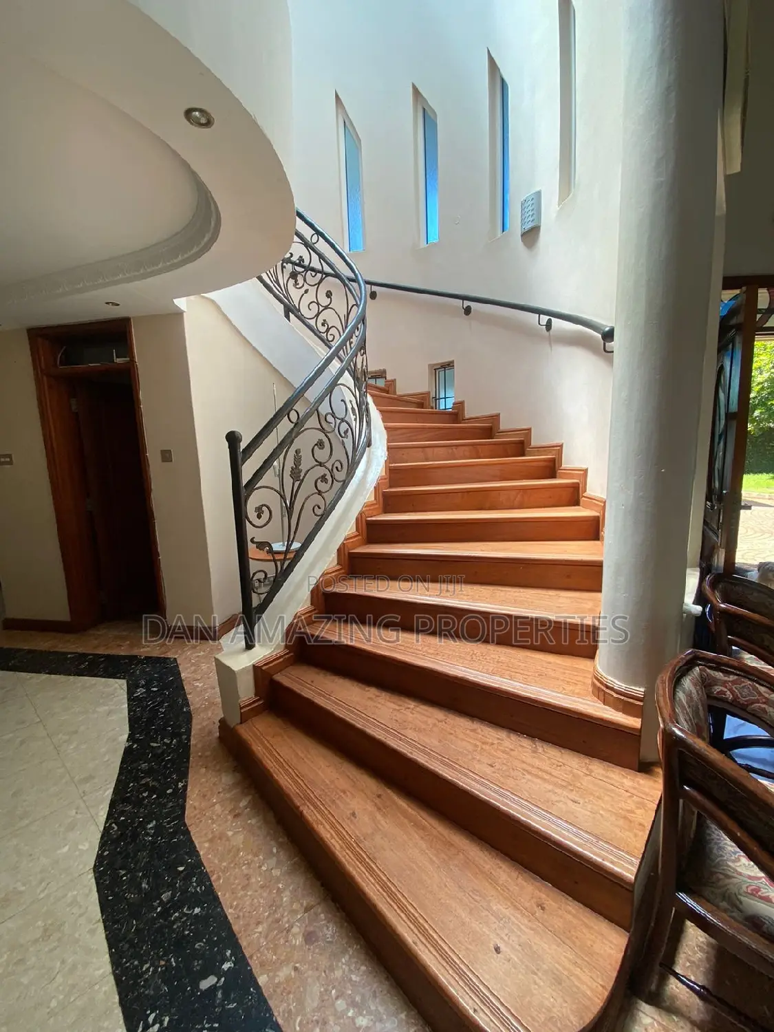 Prime 4-Bedroom Maisonette in Sought-After Runda Drive - 1/2 Acre for Sale in Runda