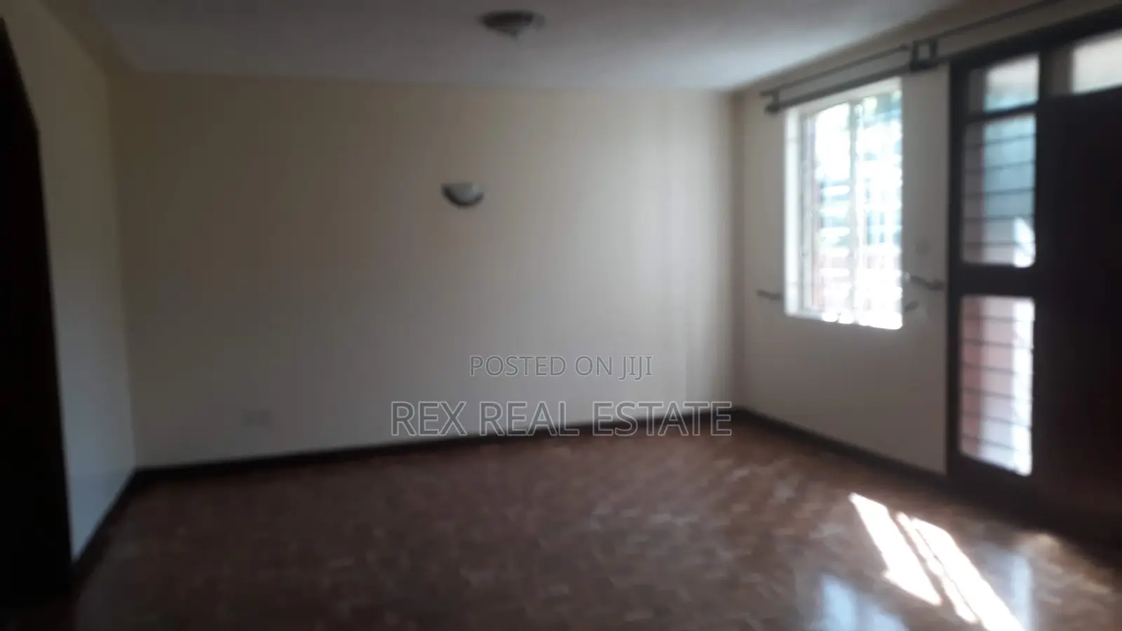 Ole-Odume Road Villa with 4 Bedrooms, Now for Sale in Hurlingham in Hurlingham