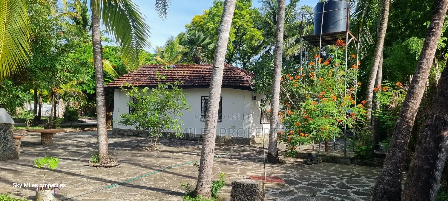 Affordable 3-Bedroom Bungalow in Desirable Kanamai, Mtwapa in Mtwapa